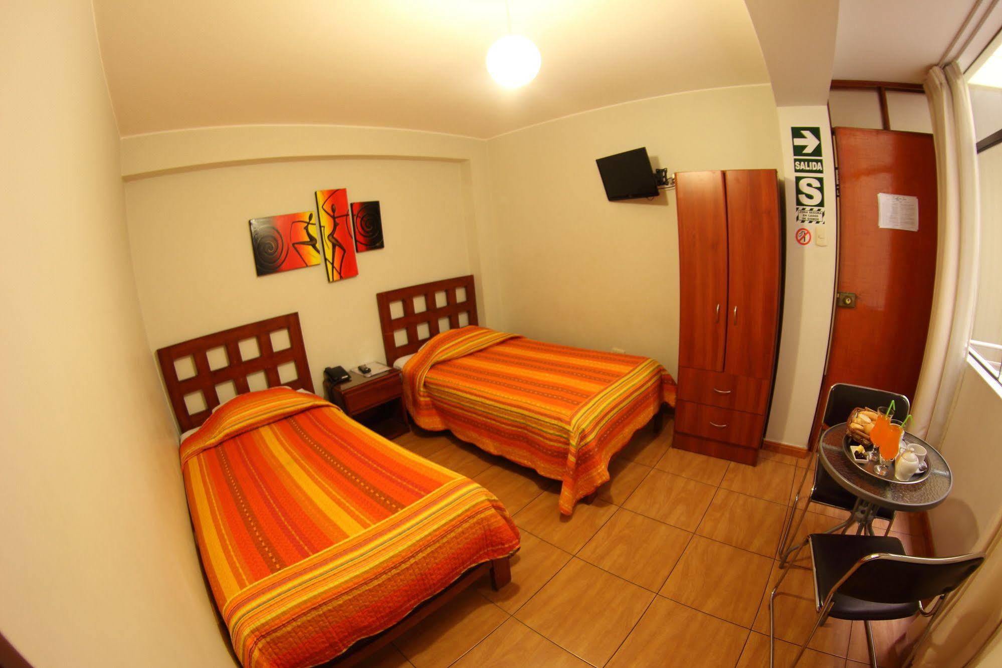 Takora Inn Tacna Esterno foto