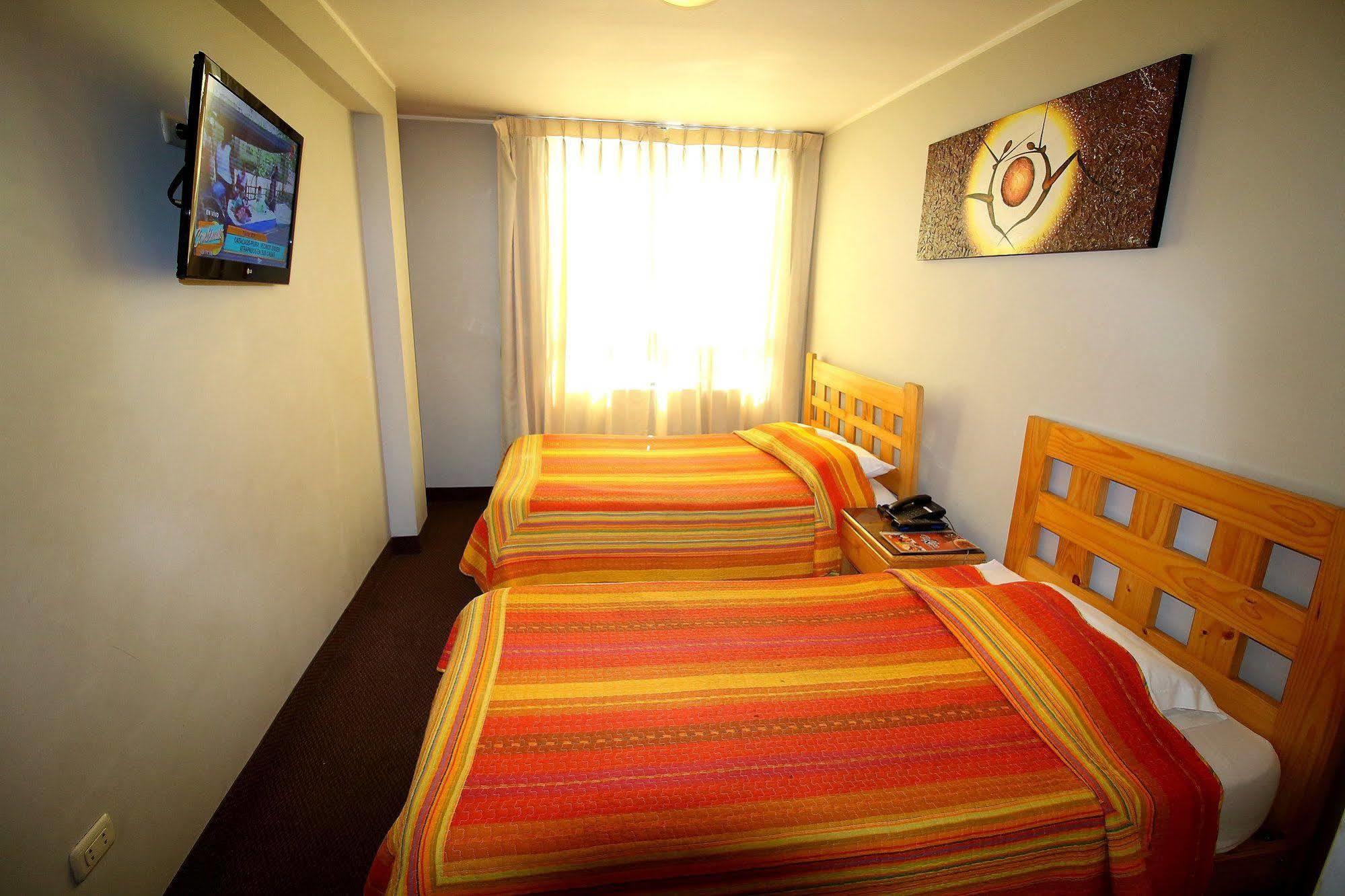 Takora Inn Tacna Esterno foto